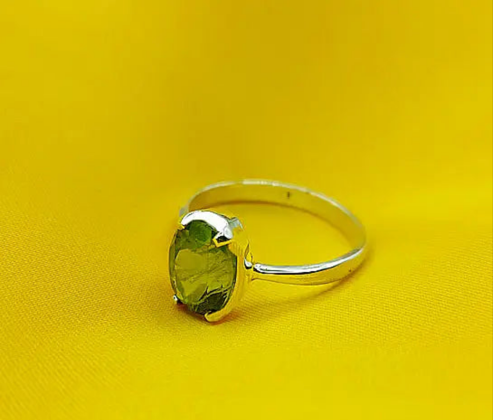 August Birthstone Peridot Silver Ring – Oval Cut Natural Green Gemstone