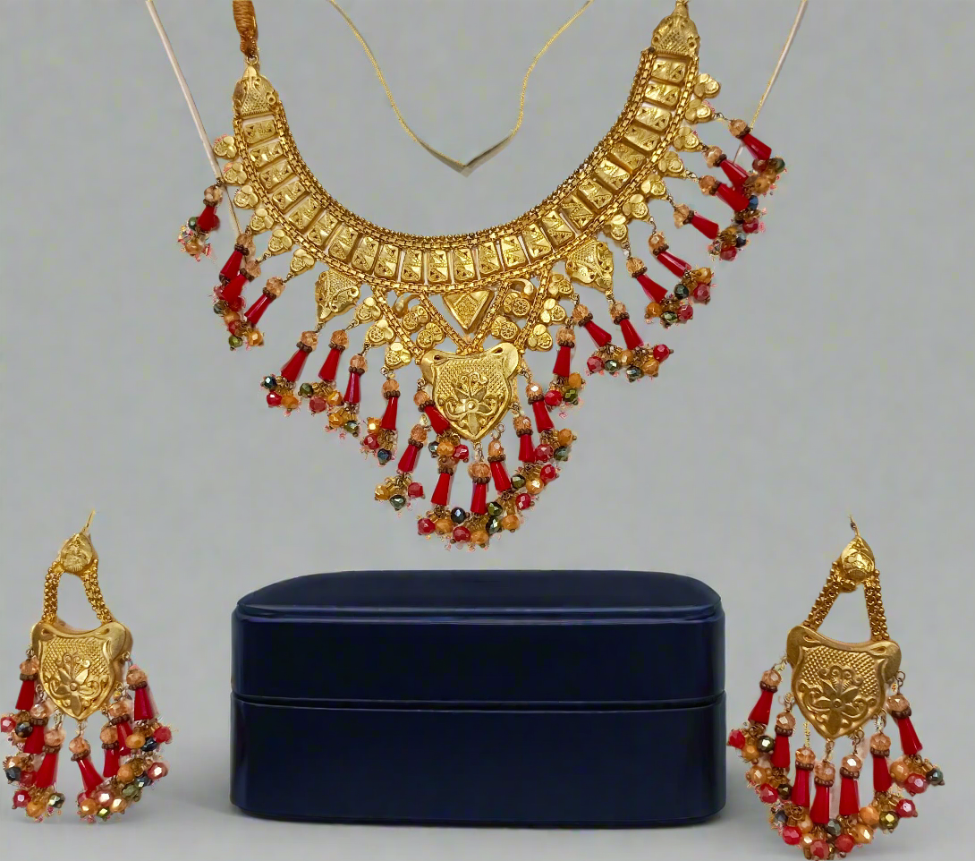 Traditional Gold-Plated Bridal Jewelry Set – Red Beaded Necklace & Earrings